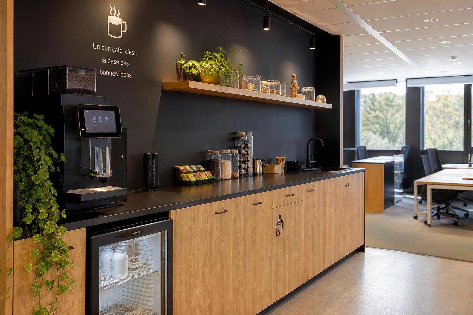 découvrez comment estimer le budget café idéal pour une entreprise de 20 salariés, en tenant compte des consommations, des types de cafés et des équipements nécessaires.